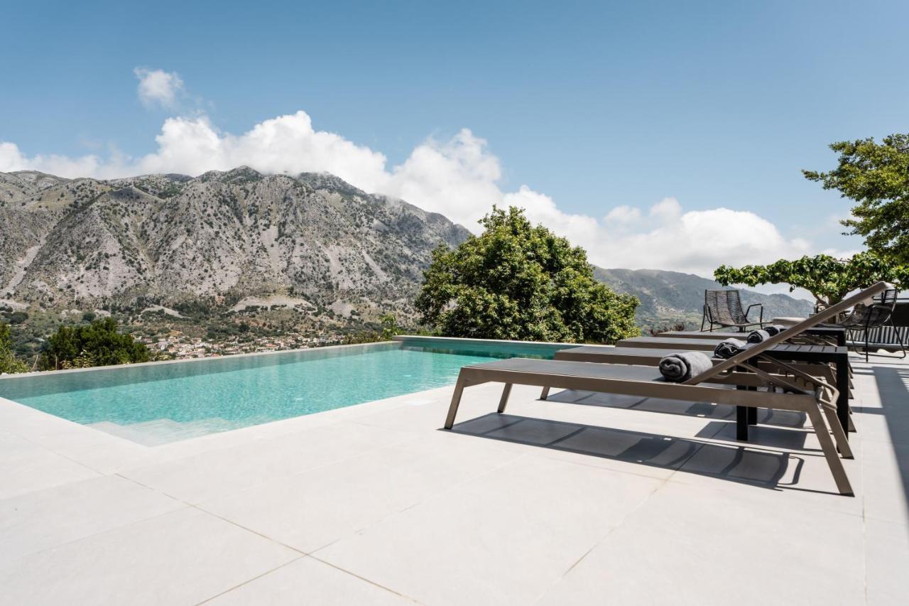 Eumelia Iconic Villa, With Heated Pool & Whirlpool, By Thinkvilla Asi Gonia Eksteriør billede